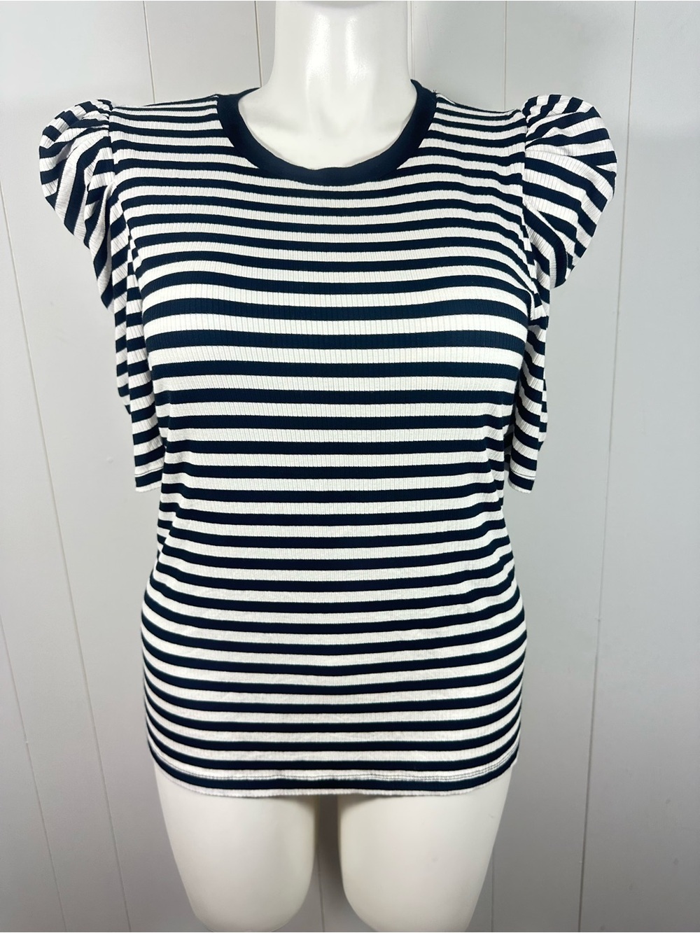 NEW On 34th Womens Puff Sleeve V Neck Knit Top Striped Size XL Black & White